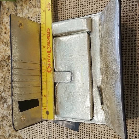 INC Womens metallic gold crossbody clutch with gold shoulder length chain. - Picture 2 of 6